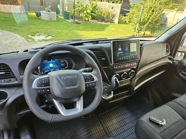 IVECO Daily 35S18HA8V DOKA Hi-Matic 12m³ 2xSchiebetür - Panel van, Combi van: picture 5 IVECO Daily 35S18HA8V DOKA Hi-Matic 12m³ 2xSchiebetür - Panel van, Combi van: picture 5