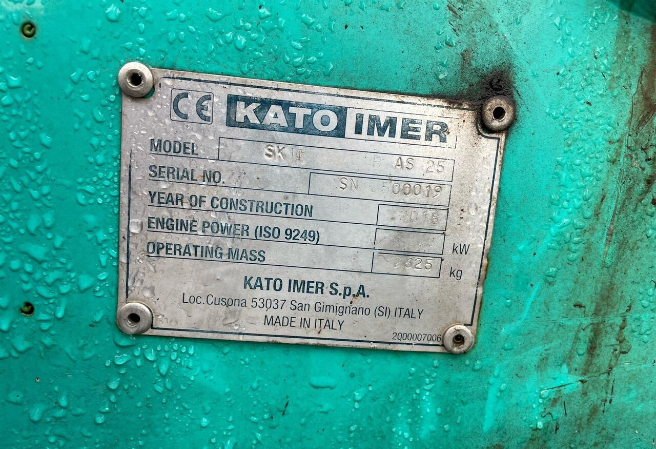 Skid steer loader Kato Imer AS25: picture 11