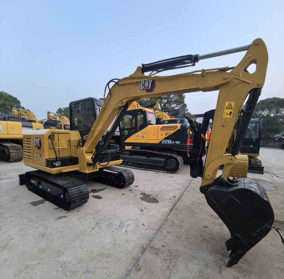 CAT 305.5E2 Excavator - Mini excavator: picture 1 CAT 305.5E2 Excavator - Mini excavator: picture 1