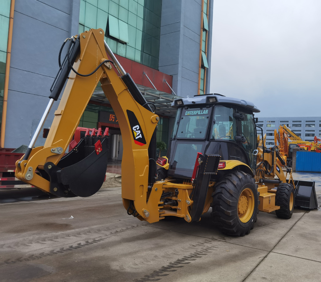 CAT 420F Backhoe Loader - Backhoe loader: picture 3 CAT 420F Backhoe Loader - Backhoe loader: picture 3