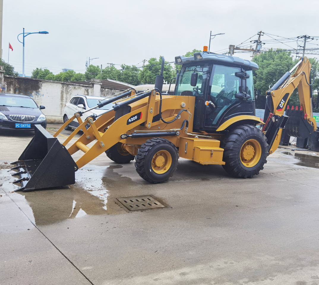 CAT 420F Backhoe Loader - Backhoe loader: picture 1 CAT 420F Backhoe Loader - Backhoe loader: picture 1