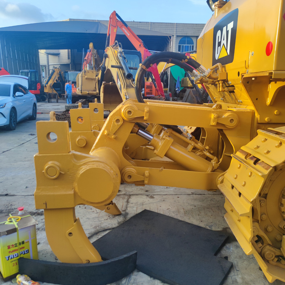 CAT D6G Bulldozer - Bulldozer: picture 5 CAT D6G Bulldozer - Bulldozer: picture 5