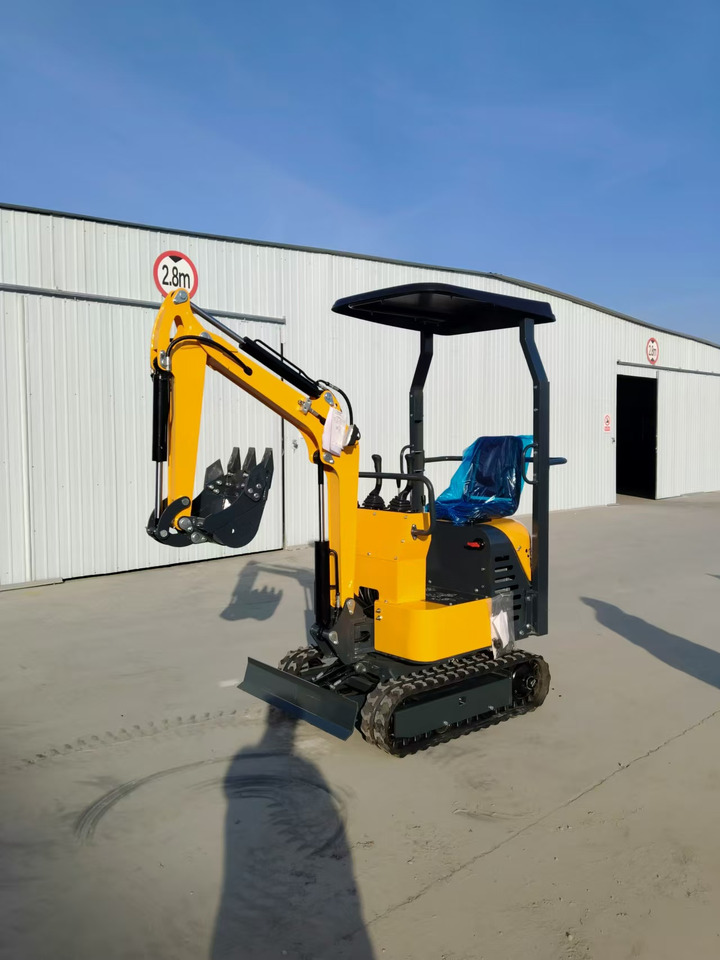 CHINA Mini digger 1 ton excavator - Mini excavator: picture 1 CHINA Mini digger 1 ton excavator - Mini excavator: picture 1