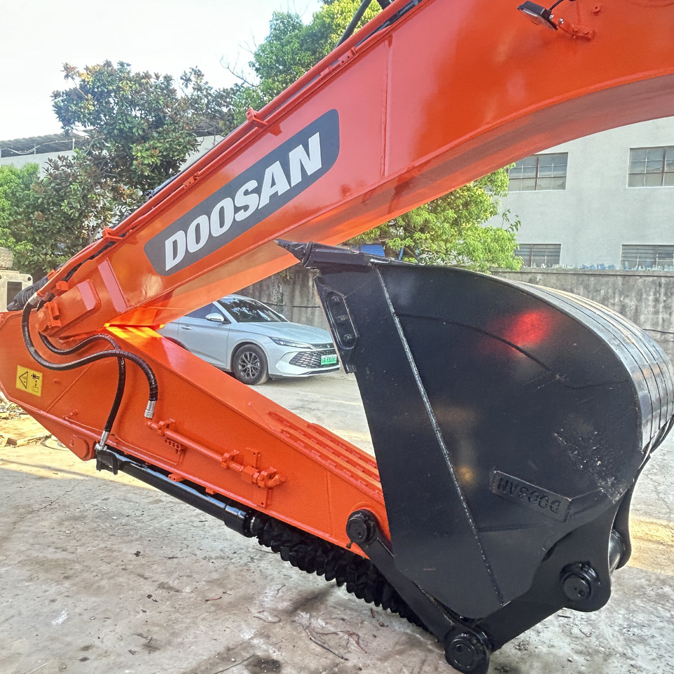 Crawler excavator Doosan Dx300LC-9C  Crawler Excavator: picture 6