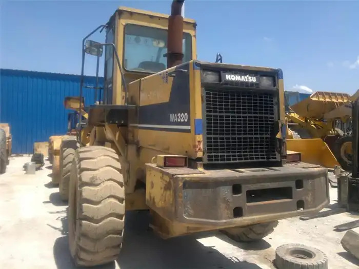 Factory Price Komatsu Used WA320-1 Construction Wheel Loader - Wheel loader: picture 3 Factory Price Komatsu Used WA320-1 Construction Wheel Loader - Wheel loader: picture 3