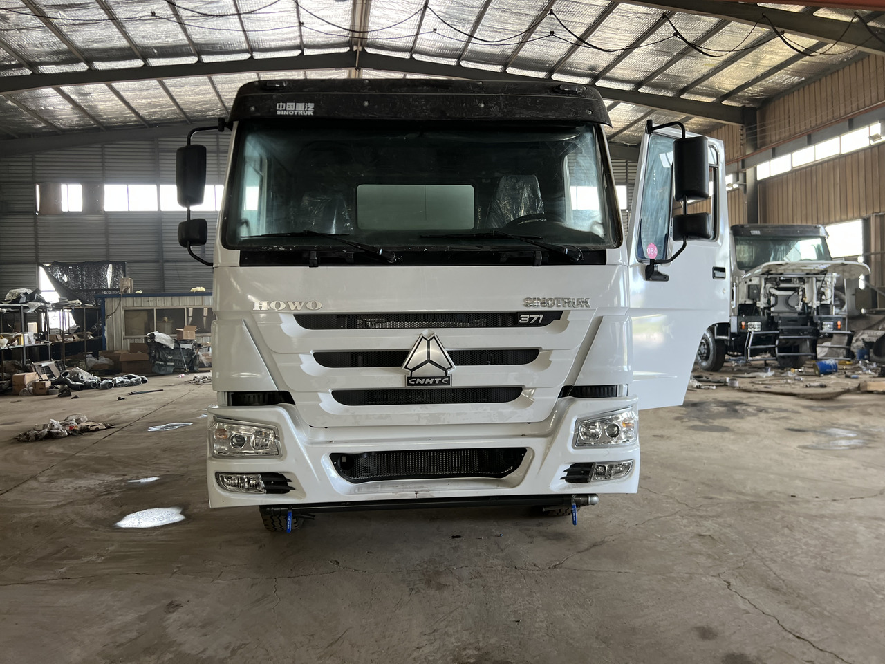 HOWO used water tank truck - Tank truck: picture 1 HOWO used water tank truck - Tank truck: picture 1