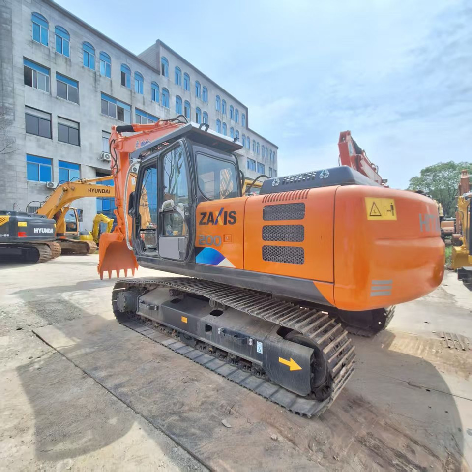 Hitachi ZX200 Excavator - Crawler excavator: picture 1 Hitachi ZX200 Excavator - Crawler excavator: picture 1