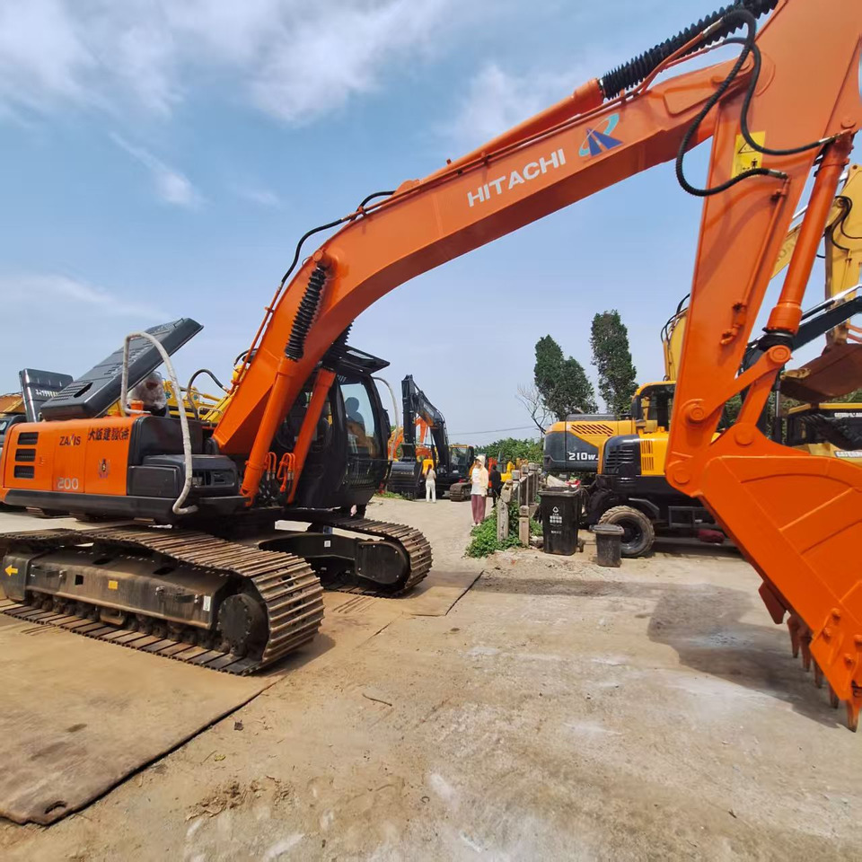 Hitachi ZX200G Excavator - Crawler excavator: picture 4 Hitachi ZX200G Excavator - Crawler excavator: picture 4