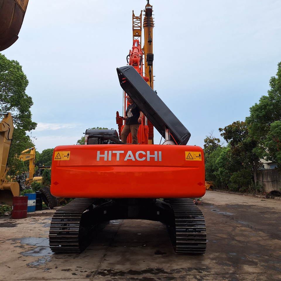 Hitachi ZX350G Excavator - Crawler excavator: picture 3 Hitachi ZX350G Excavator - Crawler excavator: picture 3