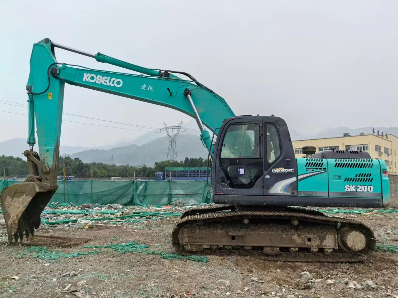 KOBELCO Kobelco SK200-8 Crawler excavator - Crawler excavator: picture 2 KOBELCO Kobelco SK200-8 Crawler excavator - Crawler excavator: picture 2