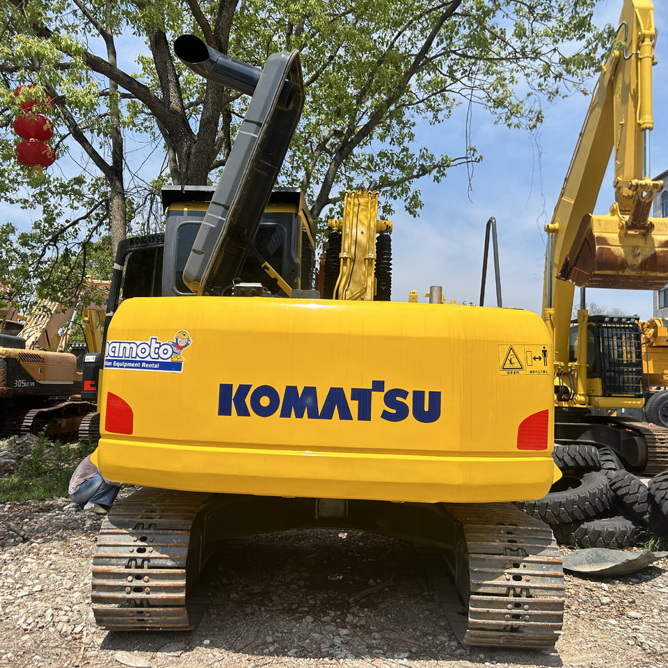 Crawler excavator Komatsu PC130 Excavator: picture 6