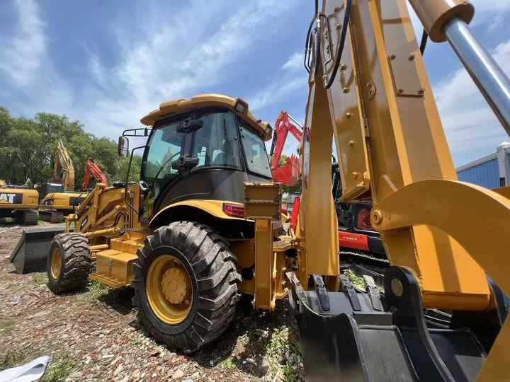 Used Backhoe Loader Manufacturers Direct Sale Backhoe Second hand Caterpillar Backhoe 420F for Sale - Backhoe loader: picture 2 Used Backhoe Loader Manufacturers Direct Sale Backhoe Second hand Caterpillar Backhoe 420F for Sale - Backhoe loader: picture 2