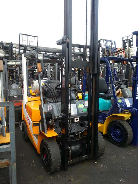 Warehouse handling using TCM30 forklift 3 tons TCM FD30 used forklift FD30 used forklifts sale shanghai china - Diesel forklift: picture 3 Warehouse handling using TCM30 forklift 3 tons TCM FD30 used forklift FD30 used forklifts sale shanghai china - Diesel forklift: picture 3