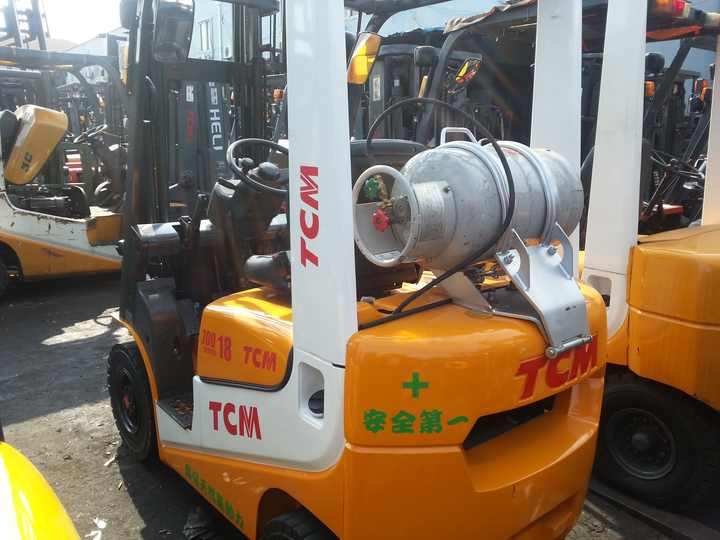 Warehouse handling using TCM30 forklift 3 tons TCM FD30 used forklift FD30 used forklifts sale shanghai china - Diesel forklift: picture 2 Warehouse handling using TCM30 forklift 3 tons TCM FD30 used forklift FD30 used forklifts sale shanghai china - Diesel forklift: picture 2