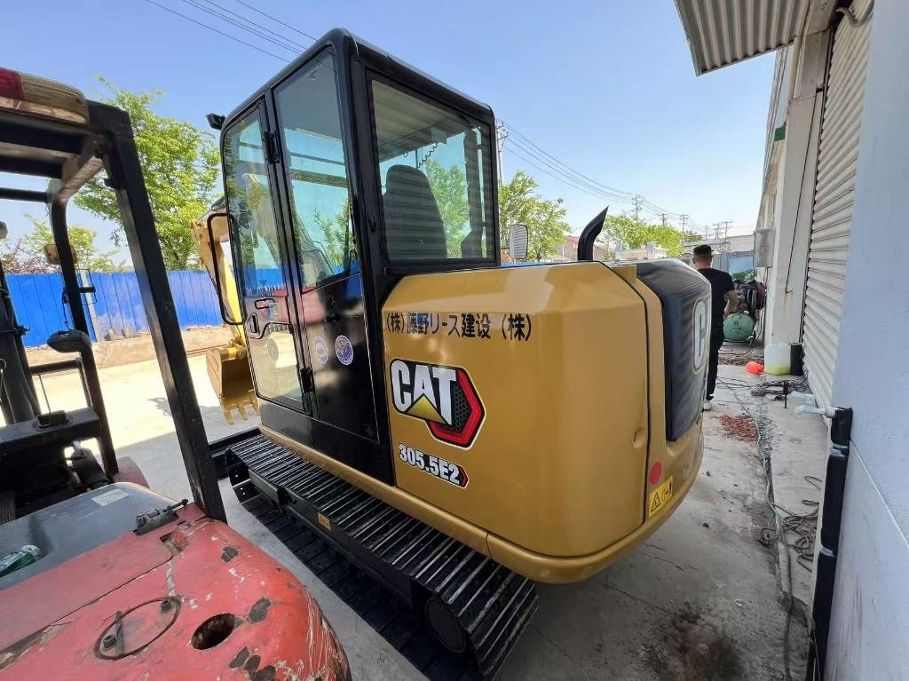 CAT 305.5  - Mini excavator: picture 4 CAT 305.5  - Mini excavator: picture 4