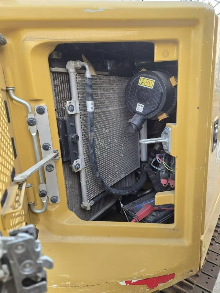 CAT 306  - Mini excavator: picture 3 CAT 306  - Mini excavator: picture 3