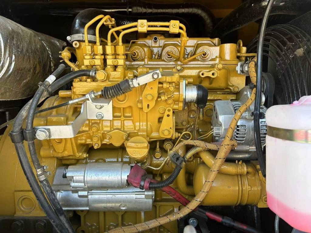 CAT 308 - Mini excavator: picture 3 CAT 308 - Mini excavator: picture 3