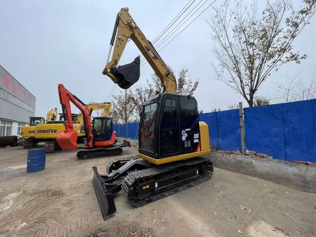 CAT 308 - Mini excavator: picture 2 CAT 308 - Mini excavator: picture 2