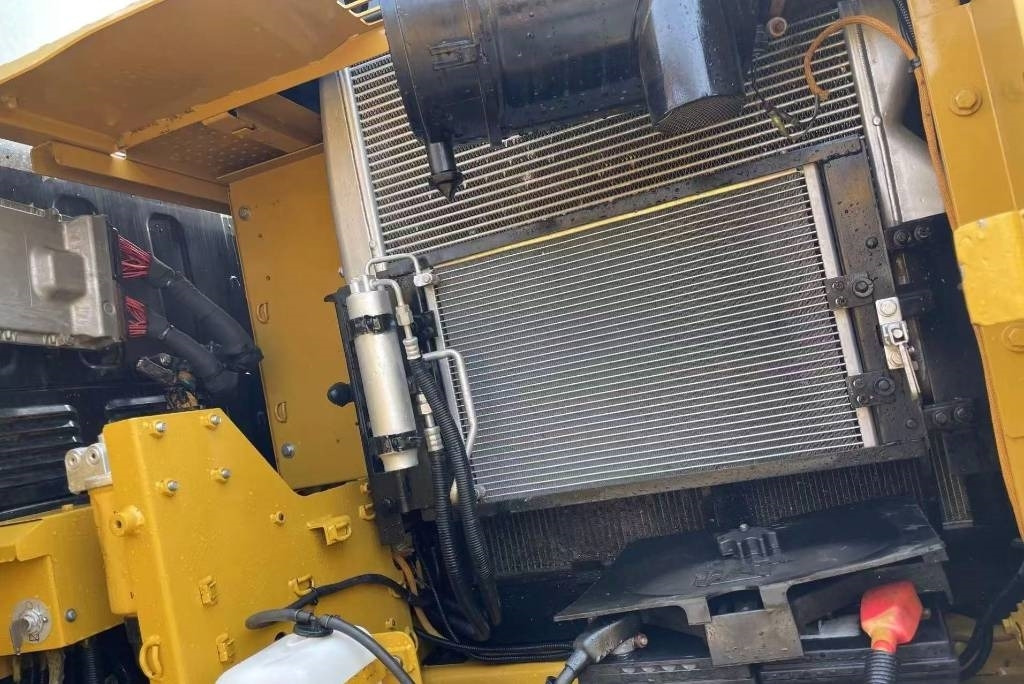 Crawler excavator CAT 315 D: picture 10