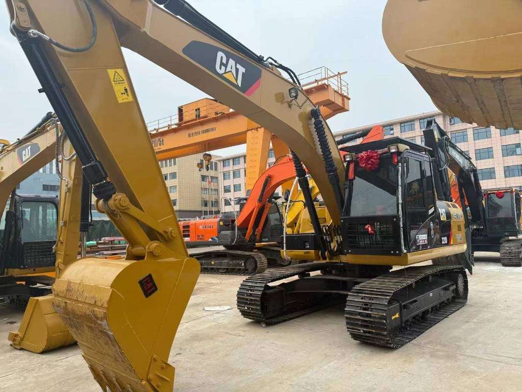 CAT 320 D - Crawler excavator: picture 1 CAT 320 D - Crawler excavator: picture 1