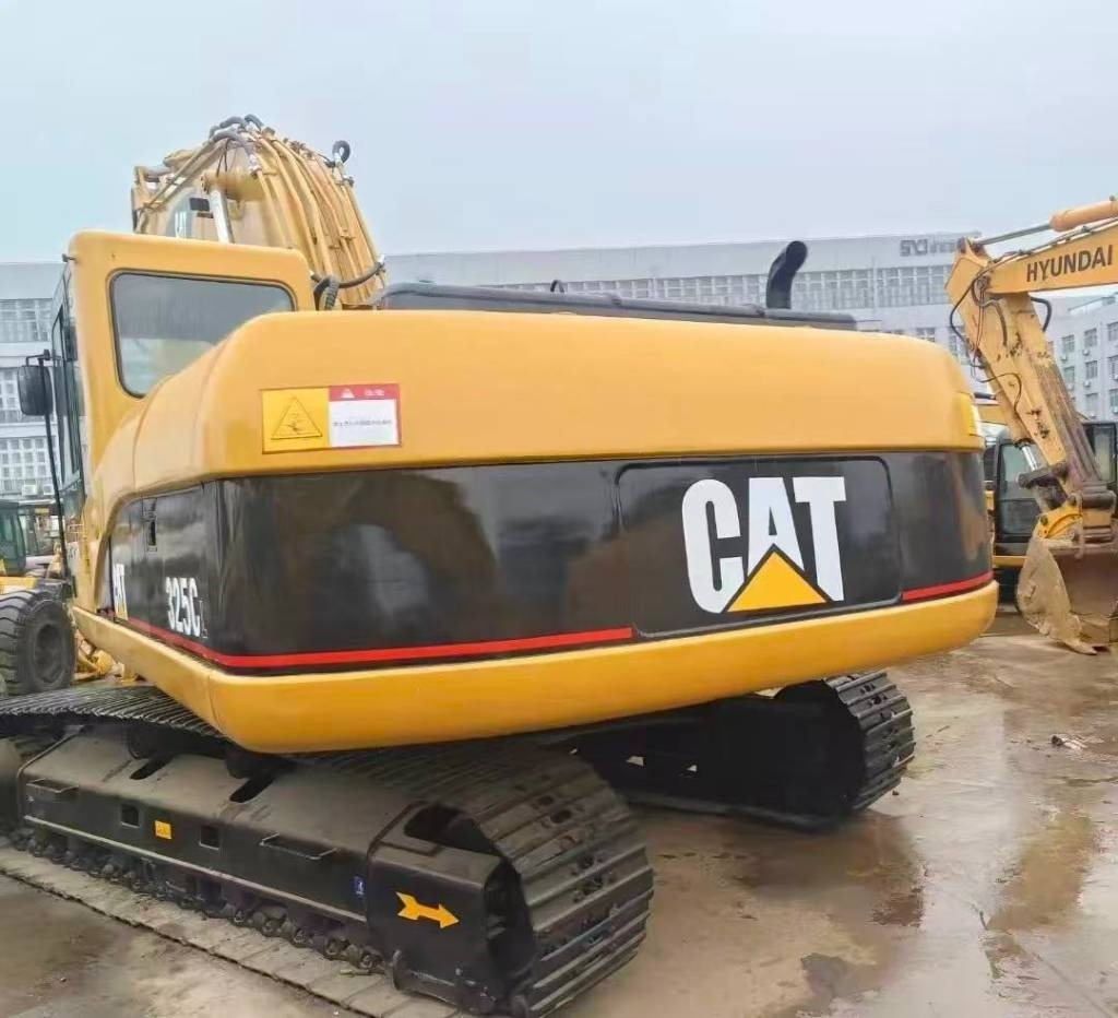 CAT 325 C - Crawler excavator: picture 3 CAT 325 C - Crawler excavator: picture 3