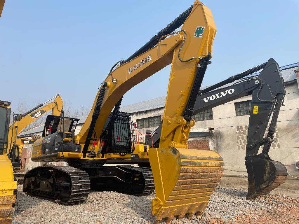 CAT 340 - Crawler excavator: picture 2 CAT 340 - Crawler excavator: picture 2