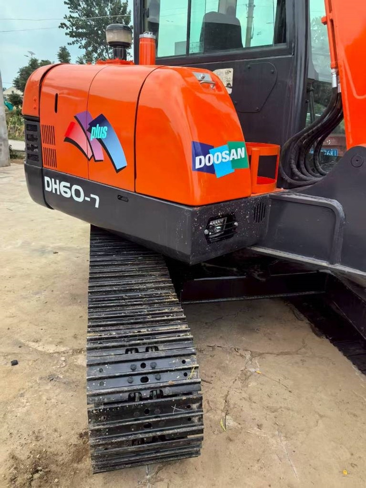 Doosan DH 60-7 - Mini excavator: picture 3 Doosan DH 60-7 - Mini excavator: picture 3