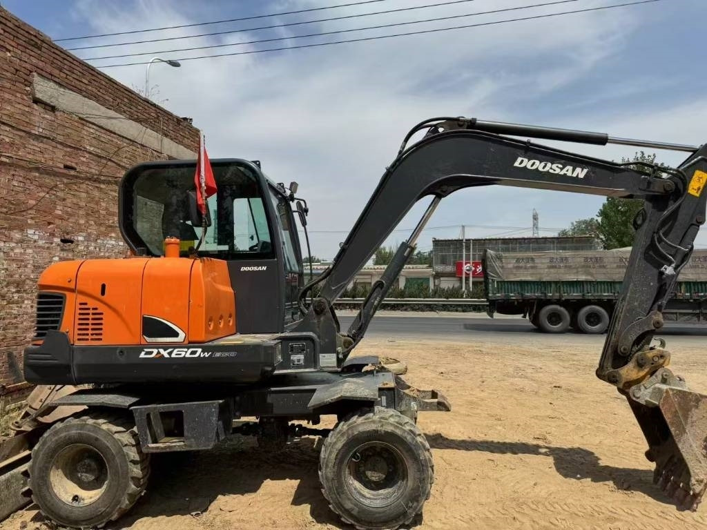 Doosan DX 60  - Mini excavator: picture 1 Doosan DX 60  - Mini excavator: picture 1