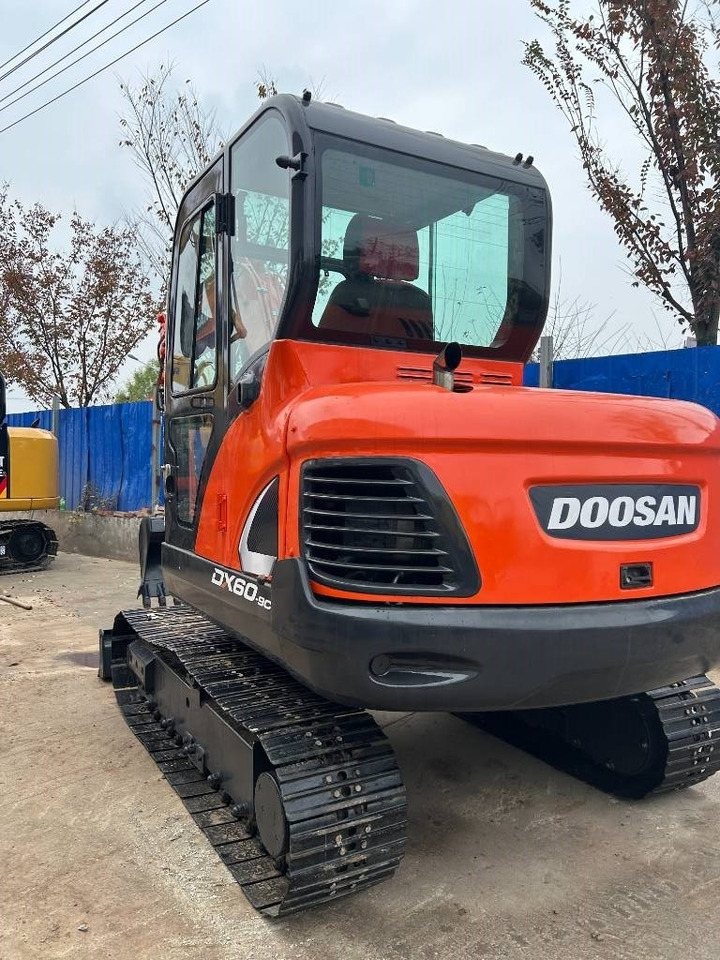 Doosan DX 60  - Crawler excavator: picture 3 Doosan DX 60  - Crawler excavator: picture 3