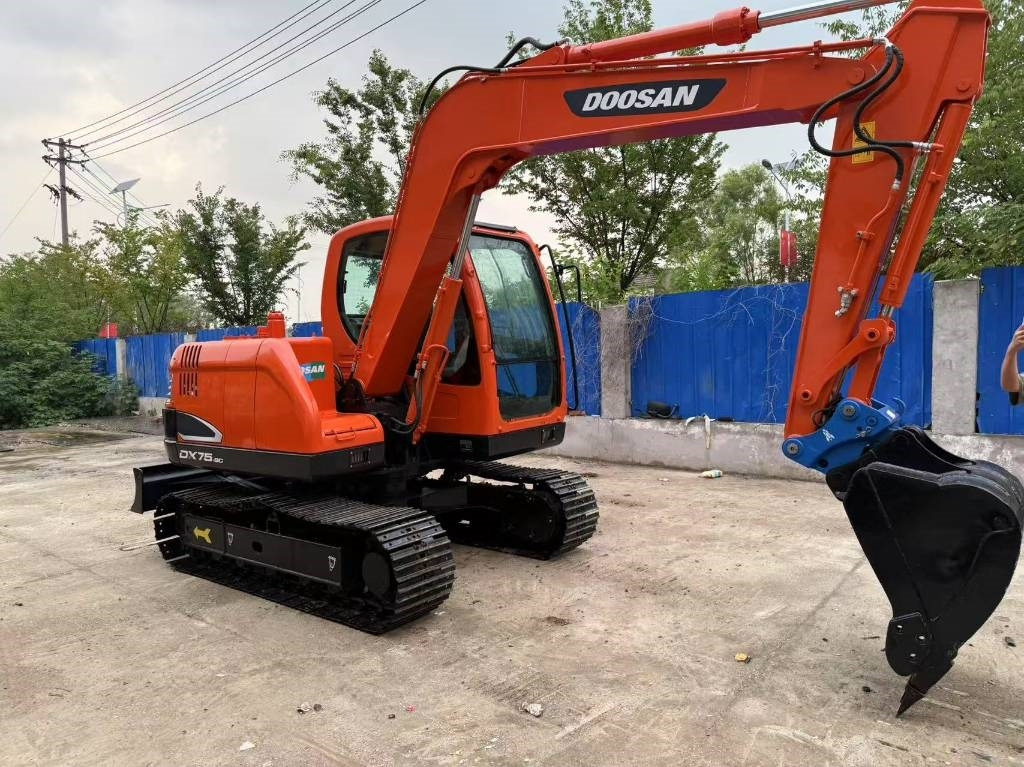 Doosan DX 75  - Crawler excavator: picture 4 Doosan DX 75  - Crawler excavator: picture 4