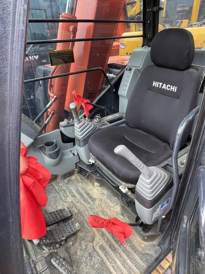 Hitachi ZX 70  - Mini excavator: picture 5 Hitachi ZX 70  - Mini excavator: picture 5