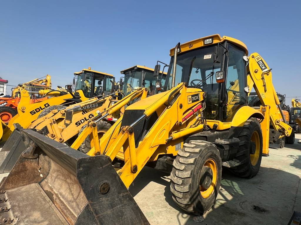 JCB 3 XC - Backhoe loader: picture 1 JCB 3 XC - Backhoe loader: picture 1