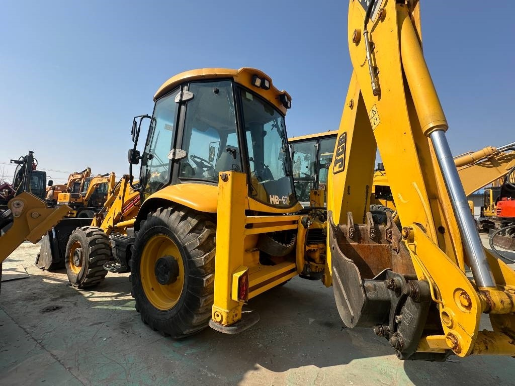 JCB 3 XC - Backhoe loader: picture 2 JCB 3 XC - Backhoe loader: picture 2