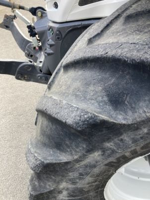 Valtra T214 DIRECT - Farm tractor: picture 2 Valtra T214 DIRECT - Farm tractor: picture 2