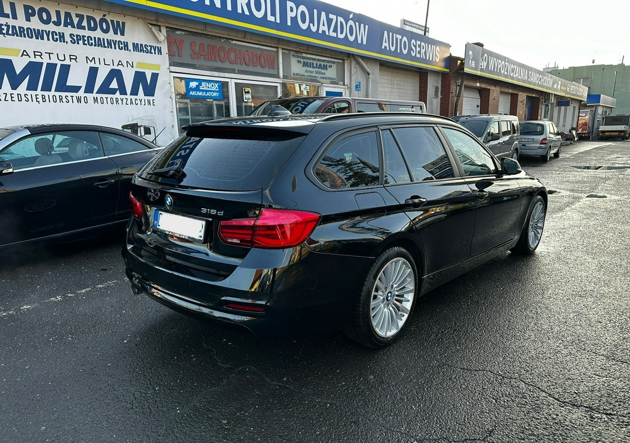 BMW SERIA 3 V (F30/F31/F34) BMW SERIA 3 318d 150KM Automat SportLine*AdaptiveLed*Navi*Półskóra*SerwisBMW* FV - Car: picture 3 BMW SERIA 3 V (F30/F31/F34) BMW SERIA 3 318d 150KM Automat SportLine*AdaptiveLed*Navi*Półskóra*SerwisBMW* FV - Car: picture 3