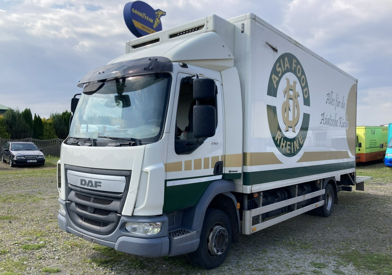 DAF Inny DAF DAF LF210FA Chłodnia Konvekta Hydro klapa 2014 - Refrigerated van: picture 2 DAF Inny DAF DAF LF210FA Chłodnia Konvekta Hydro klapa 2014 - Refrigerated van: picture 2
