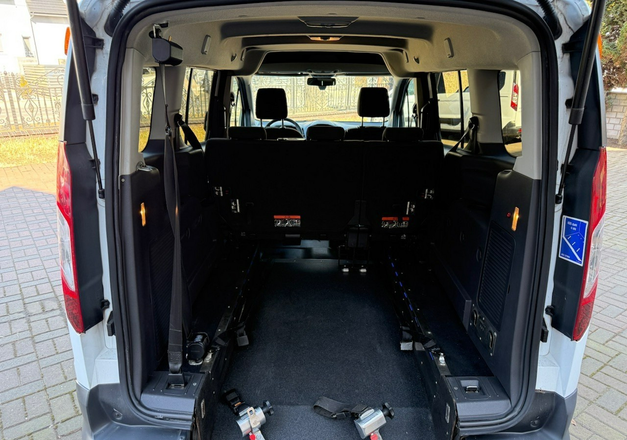 Ford Transit Connect Ford Connect dla niepełnosprawnych Rampa Inwalida 2019 - Car: picture 2 Ford Transit Connect Ford Connect dla niepełnosprawnych Rampa Inwalida 2019 - Car: picture 2