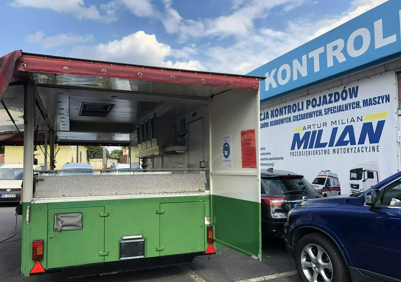 Inna Inny Autosklep Gastronomicznay Foodtruck sklep Food truck Gril imbis Borc - Vending trailer: picture 3 Inna Inny Autosklep Gastronomicznay Foodtruck sklep Food truck Gril imbis Borc - Vending trailer: picture 3