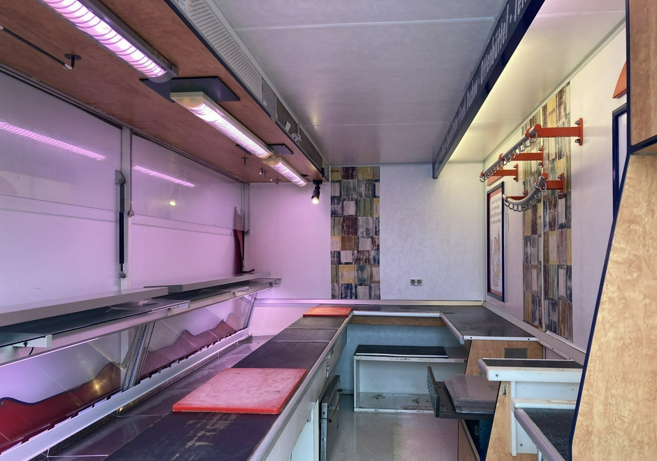 Inna Inny Autosklep wedlin Gastronomiczna food truck foodtruck sklep bar 2004 - Vending trailer: picture 2 Inna Inny Autosklep wedlin Gastronomiczna food truck foodtruck sklep bar 2004 - Vending trailer: picture 2