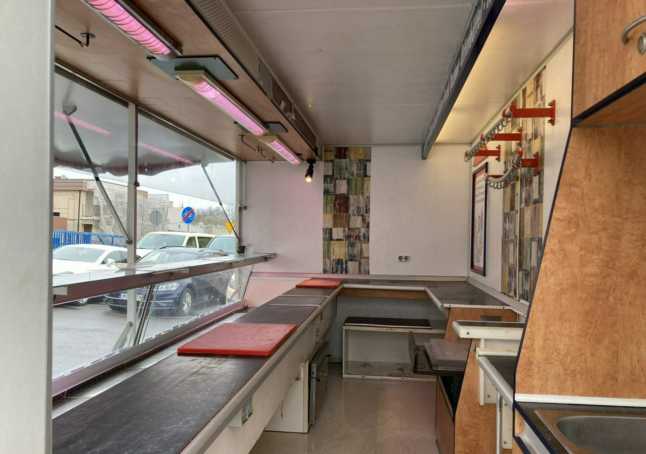 Inna Inny Autosklep wedlin Gastronomiczna food truck foodtruck sklep bar 2004 - Vending trailer: picture 5 Inna Inny Autosklep wedlin Gastronomiczna food truck foodtruck sklep bar 2004 - Vending trailer: picture 5