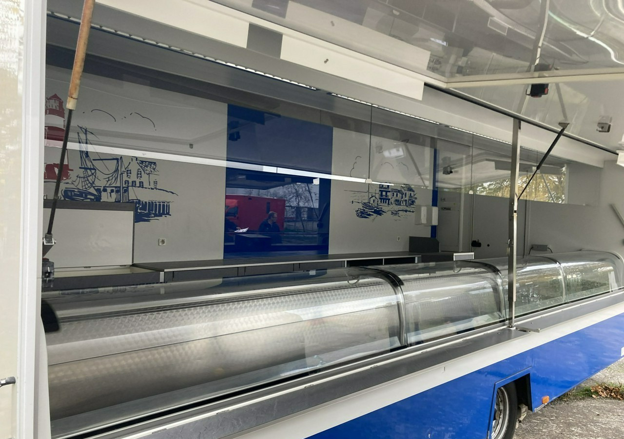 Inna Inny Przyczepa Gastronomiczna food truck foodtruck Autosklep Sklep 2013 - Vending trailer: picture 1 Inna Inny Przyczepa Gastronomiczna food truck foodtruck Autosklep Sklep 2013 - Vending trailer: picture 1