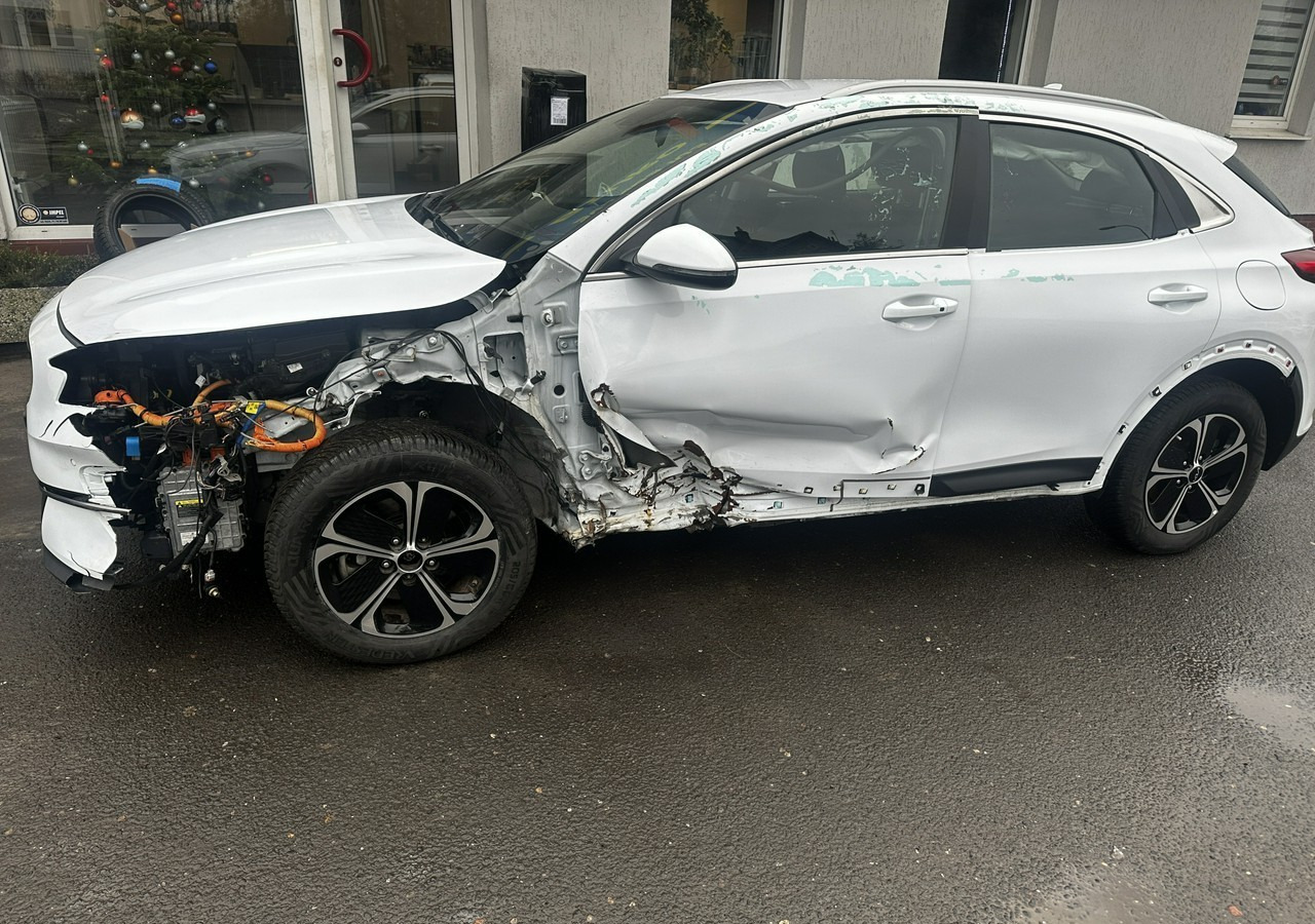 Kia Xceed 1.6 GDI Hybryda Plug-in 50 km na prądzie 2022 - Hatchback: picture 5 Kia Xceed 1.6 GDI Hybryda Plug-in 50 km na prądzie 2022 - Hatchback: picture 5