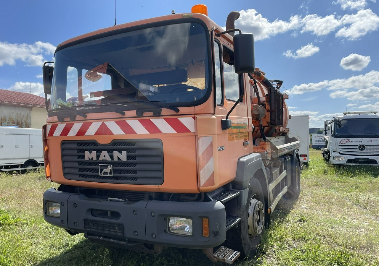 MAN Inny MAN Man 19-314 Wuko asenizacyjny kanalizacja - Vacuum truck: picture 3 MAN Inny MAN Man 19-314 Wuko asenizacyjny kanalizacja - Vacuum truck: picture 3