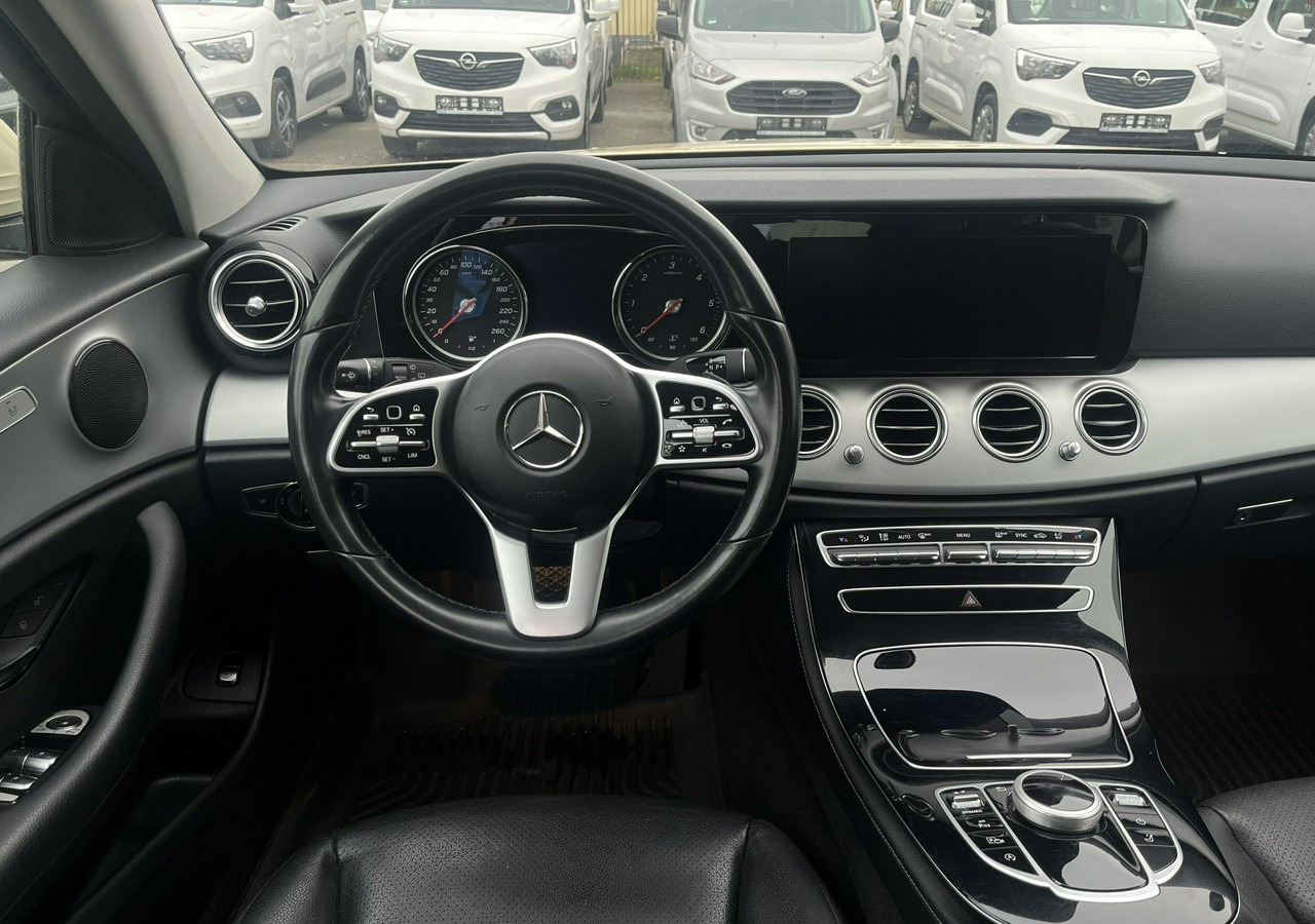 Car Mercedes-Benz Klasa E E220d T 9G-tronic 197KM Navi FullLed Kamera Asystent Model 2020 FV 2: picture 18