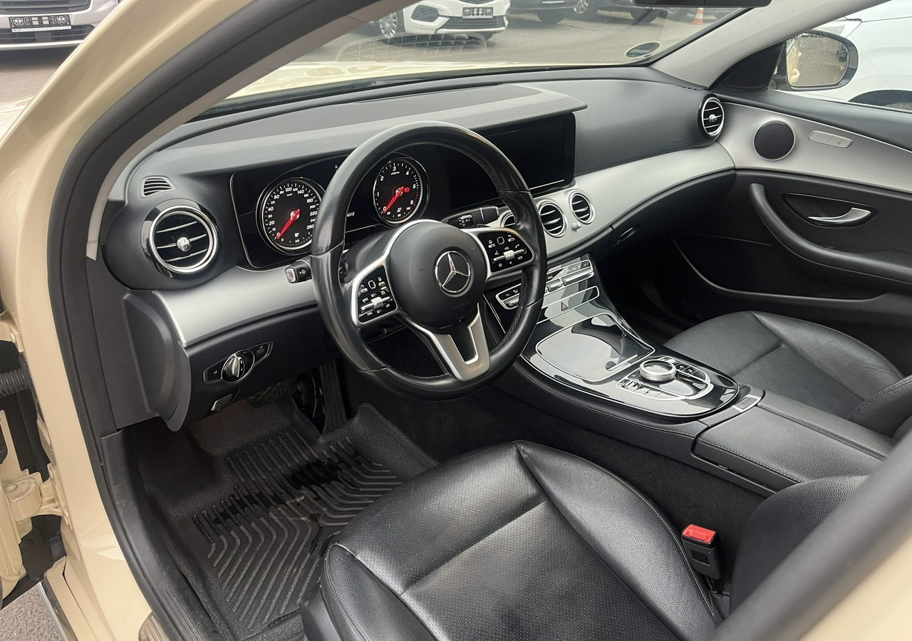 Car Mercedes-Benz Klasa E E220d T 9G-tronic 197KM Navi FullLed Kamera Asystent Model 2020 FV 2: picture 7