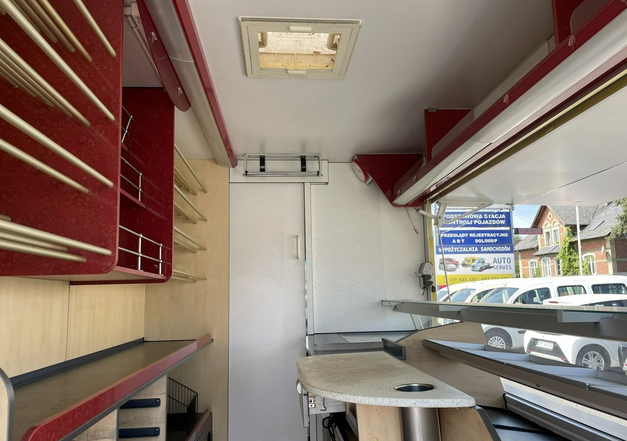 Mercedes-Benz Sprinter Autosklep piec Sklep Gastronomiczny Food Truck Foodtruck bar BORCO20 - Vending truck: picture 2 Mercedes-Benz Sprinter Autosklep piec Sklep Gastronomiczny Food Truck Foodtruck bar BORCO20 - Vending truck: picture 2