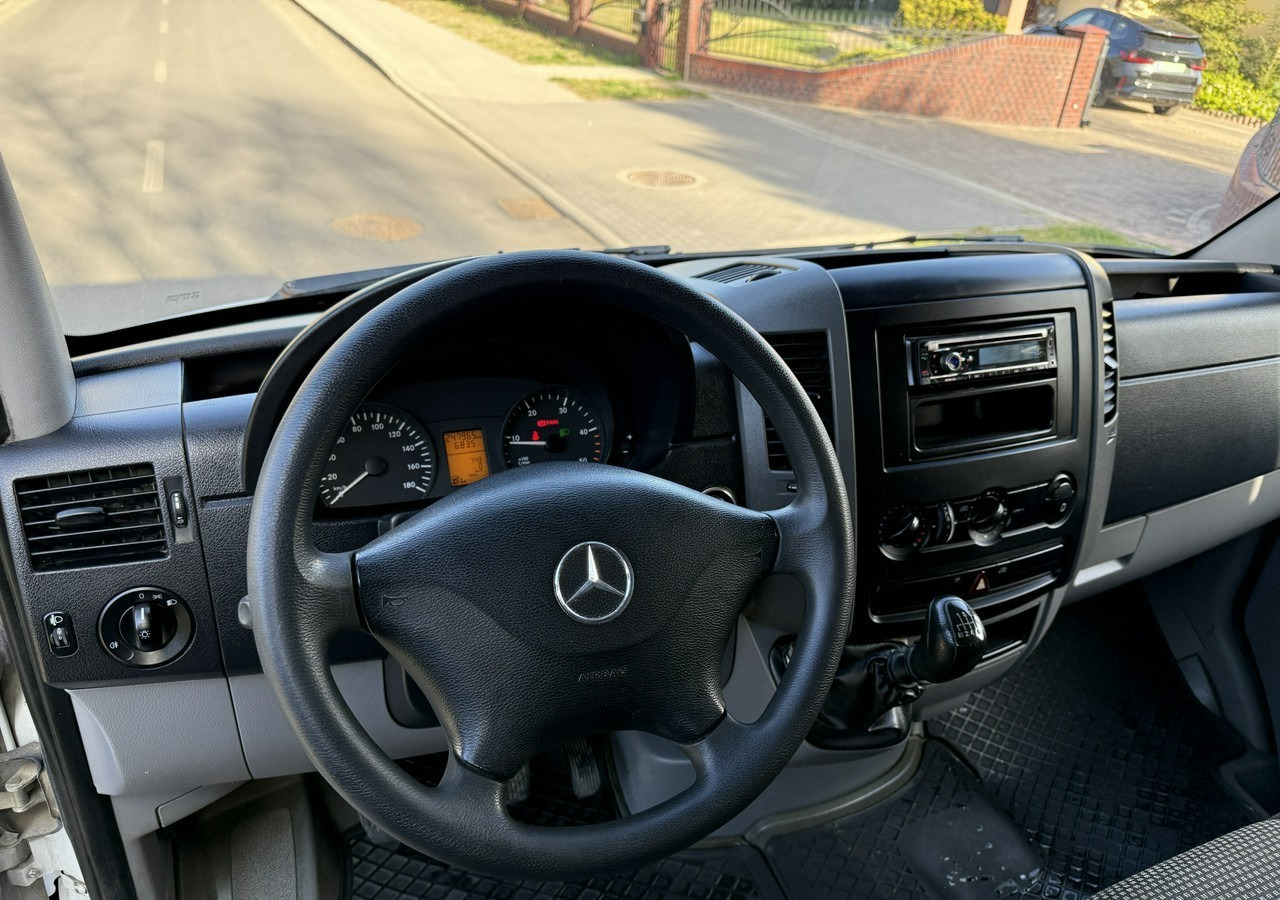Mercedes-Benz Sprinter Sprinter 315 CDI dokka doka Brygadówka skrzynia 2007 - Flatbed van, Combi van: picture 4 Mercedes-Benz Sprinter Sprinter 315 CDI dokka doka Brygadówka skrzynia 2007 - Flatbed van, Combi van: picture 4
