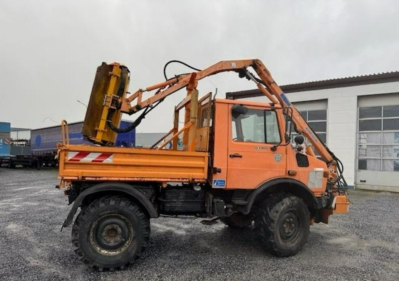 Inna Inny Unimog 1400 4X4 Kosiarka bijakowa teleskopowa - Municipal/ Special vehicle: picture 2 Inna Inny Unimog 1400 4X4 Kosiarka bijakowa teleskopowa - Municipal/ Special vehicle: picture 2