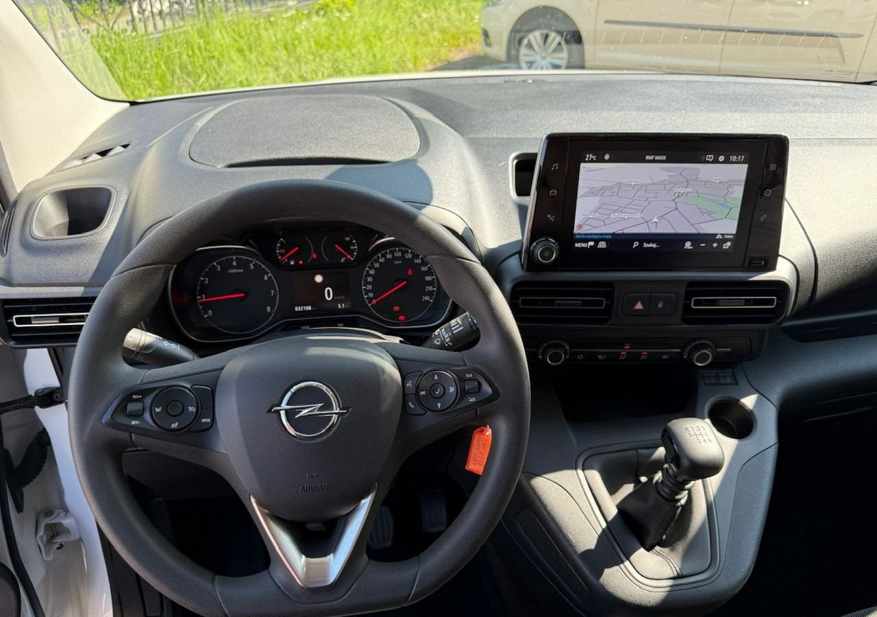 Car Opel Combo IV Opel Combo Life Niepełnosprawnych inwalida Rampa 32105 km Model 2022: picture 20