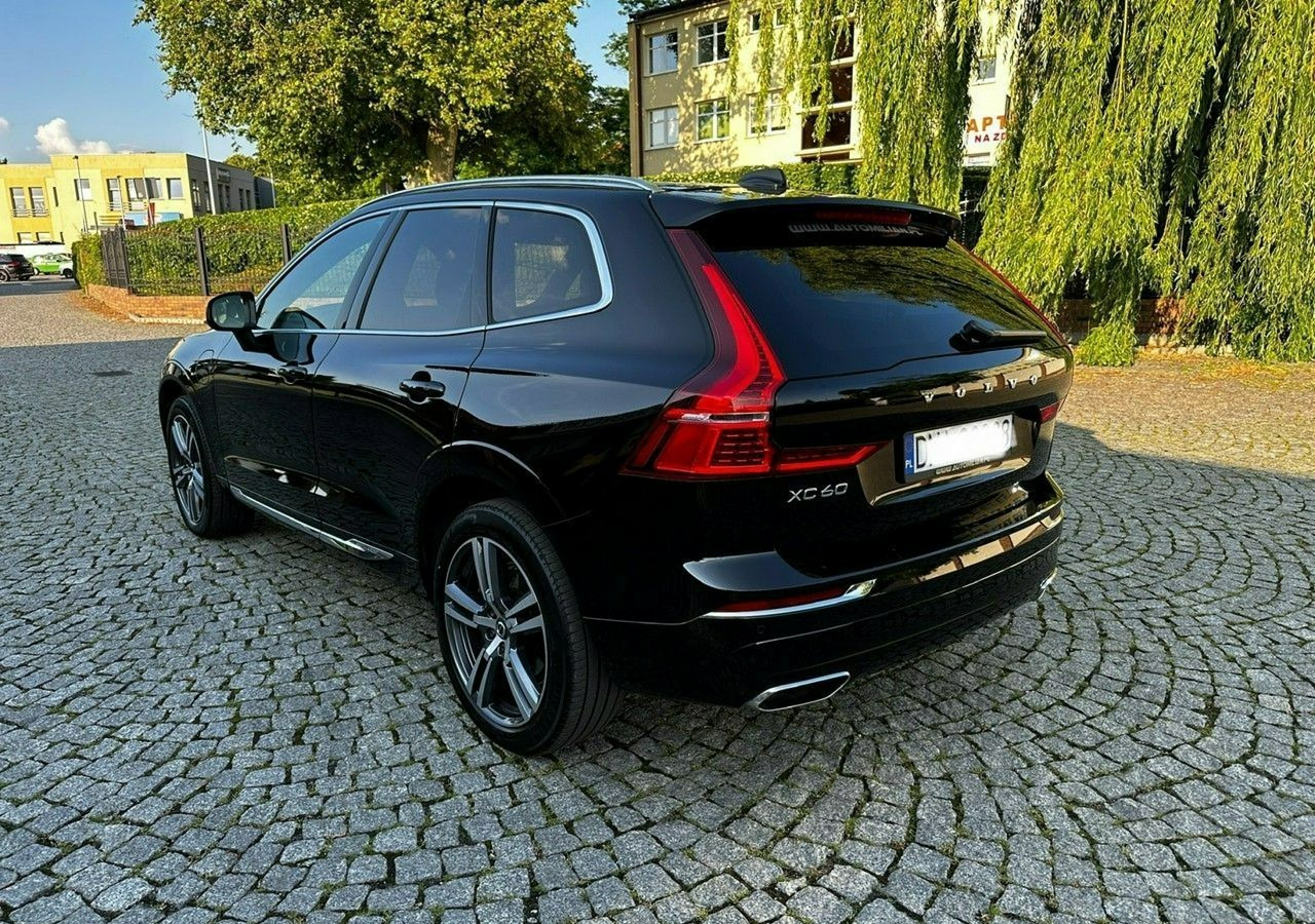 Volvo XC60 II XC60 Recharge Hybryda Plug-in 2.0T8 390KM Inscription Faktura Vat 23 - SUV: picture 4 Volvo XC60 II XC60 Recharge Hybryda Plug-in 2.0T8 390KM Inscription Faktura Vat 23 - SUV: picture 4
